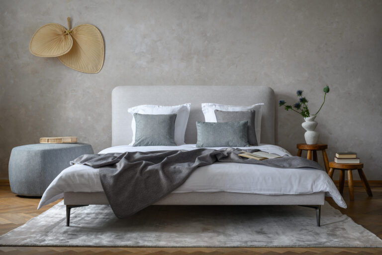 Jak wybrać idealną tkaninę obiciową.